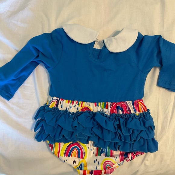 Kids Onesie with Rainbows - Picture 4 of 6